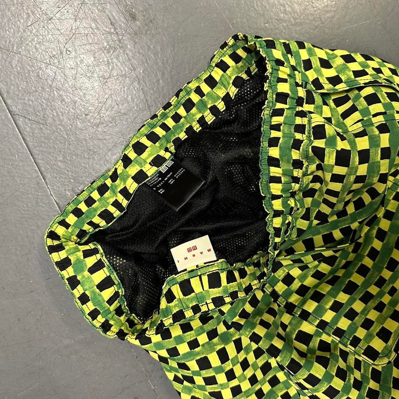 Uniqlo X Marni Check Shorts In Green ( S )